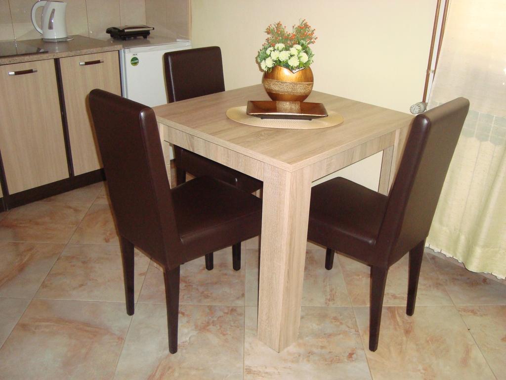 Apartment Adela โกตอร์ ภายนอก รูปภาพ